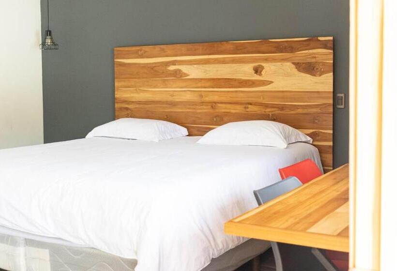 اتاق لوکس, Casa Montana