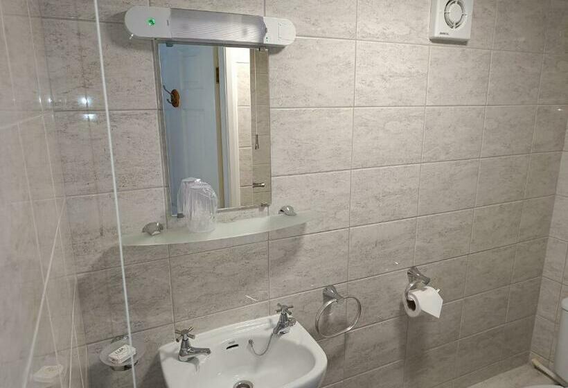 חדר סטנדרט, Granby House