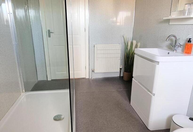 חדר סטנדרט, Granby House