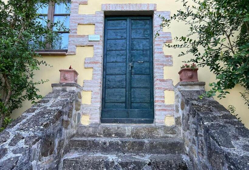 Студио Стандарт Вид на Бассейн, Agriturismo I Pietrini