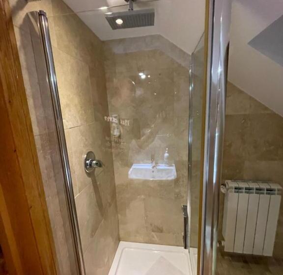 Апартаменты 1 Спальня с Видом, Casa Andreea