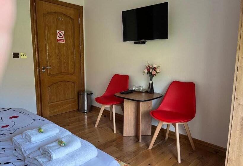اتاق استاندارد با بالکن, Casa Andreea