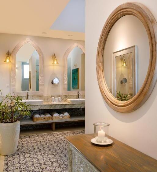 Люкс с Балконом, Villa Selenya