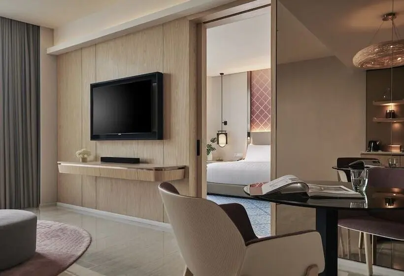 Suite, Amari Spice Penang