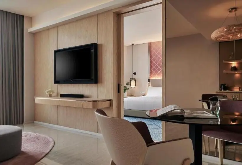 Suite, Amari Spice Penang