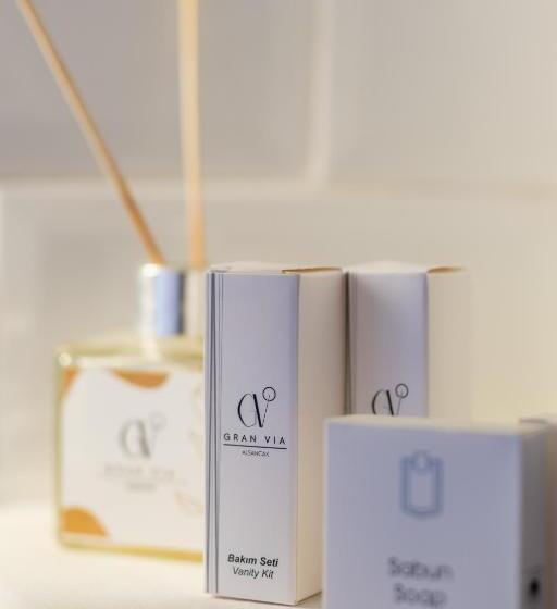 带大床的标准间, Gran Via Alsancak