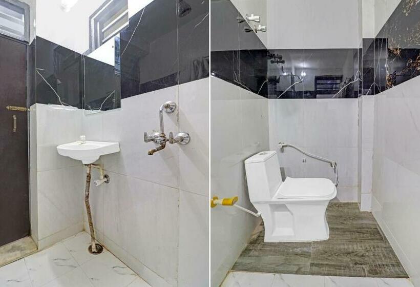 חדר קלאסי לשלושה, Flagship Good Times Guest House