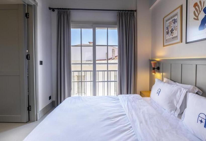 스탠다드 스튜디오, Alle Alacati