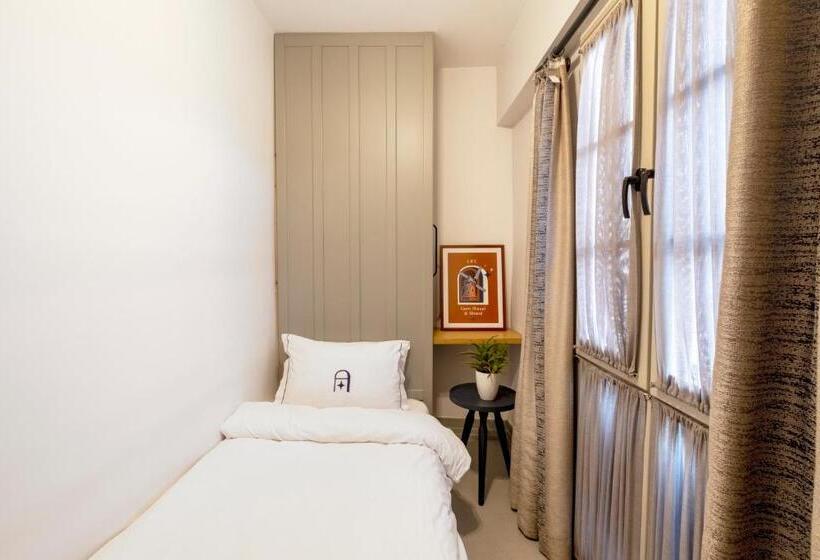 패밀리 룸, Alle Alacati