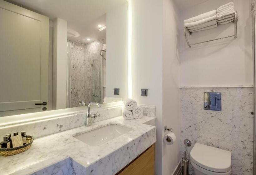 חדר אקונומי, Alle Alacati