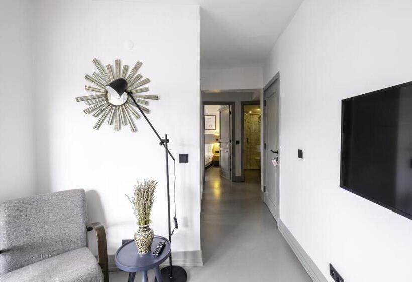 스위트 킹사이즈 침대, Alle Alacati