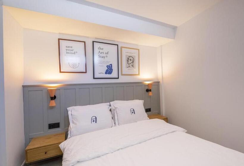 חדר אקונומי, Alle Alacati