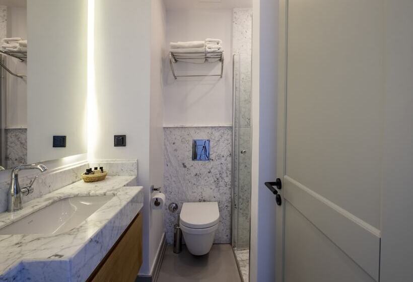 חדר דלוקס, Alle Alacati