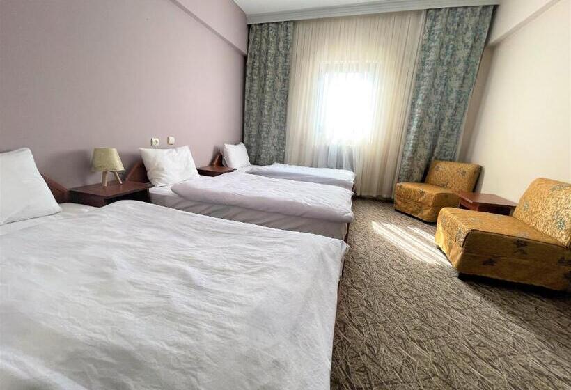 חדר סטנדרט לשלושה, Karbeyaz Hotel & Resort