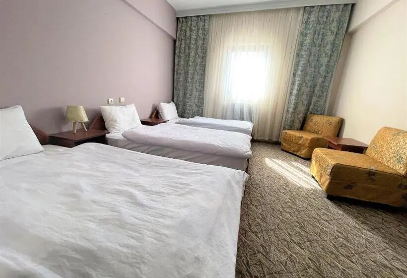 Standard Kolmen Hengen Huone, Karbeyaz Hotel & Resort