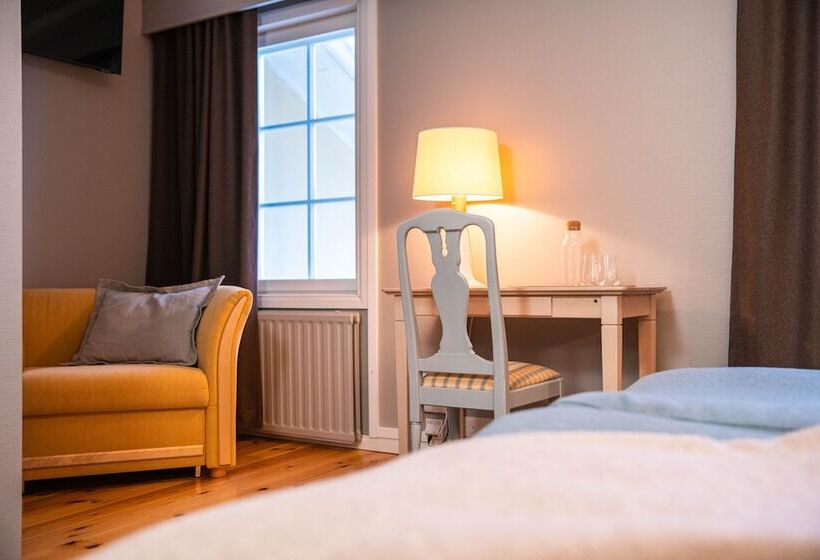 패밀리 룸, House Of Northern Senses