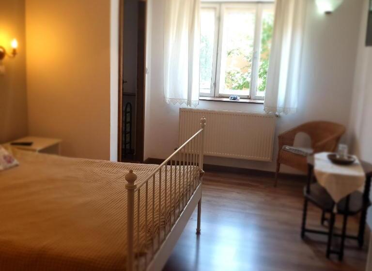 Апартаменты 2 Спальни, Studio Rasnov Apartaments