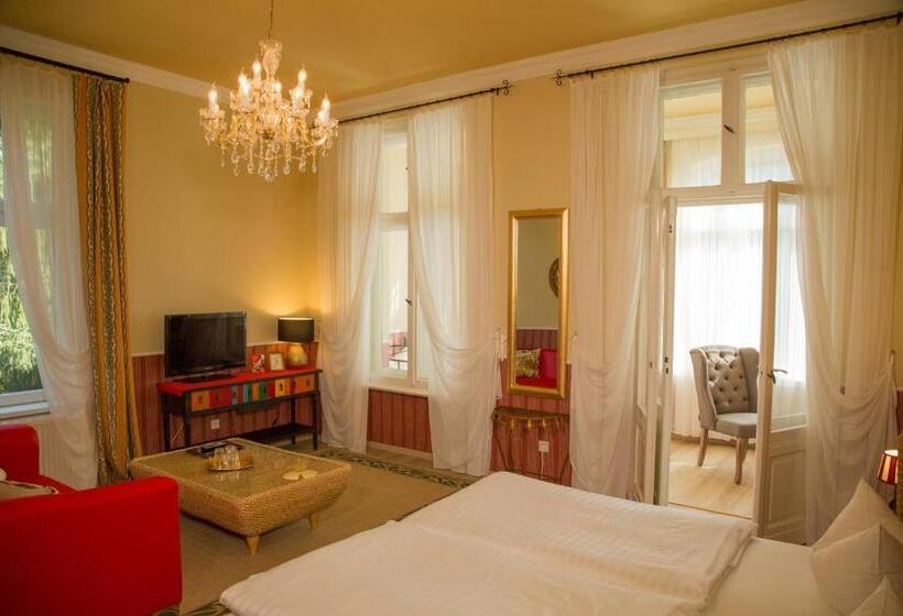 غرفة قياسية ثلاثية, Anno 1900 Hotel Babelsberg