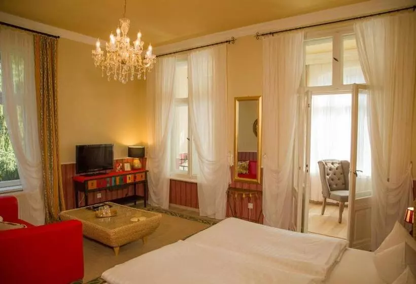 اتاق استاندارد سه نفره, Anno 1900 Hotel Babelsberg