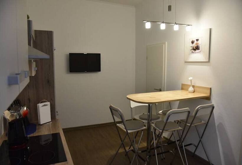 침실 3개 아파트, Pension Am Schloss