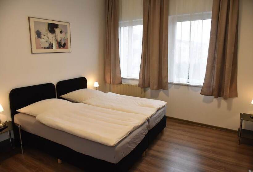 침실 3개 아파트, Pension Am Schloss