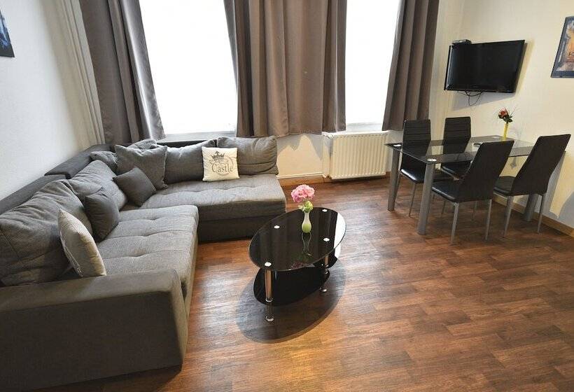 带3个卧室的公寓, Pension Am Schloss
