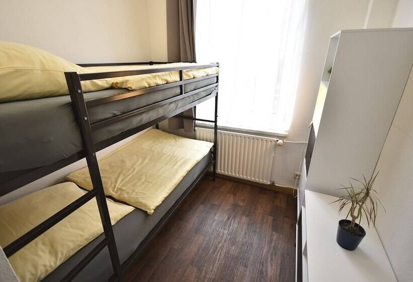 침실 3개 아파트, Pension Am Schloss