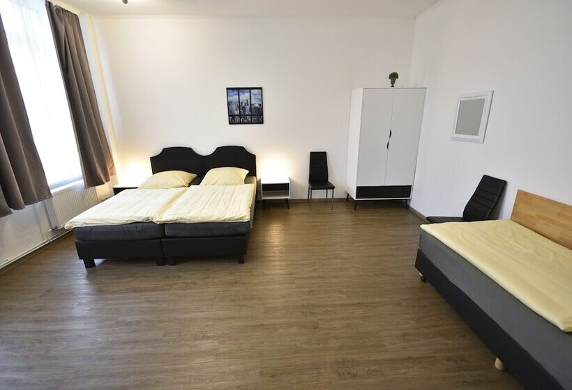 침실 3개 아파트, Pension Am Schloss