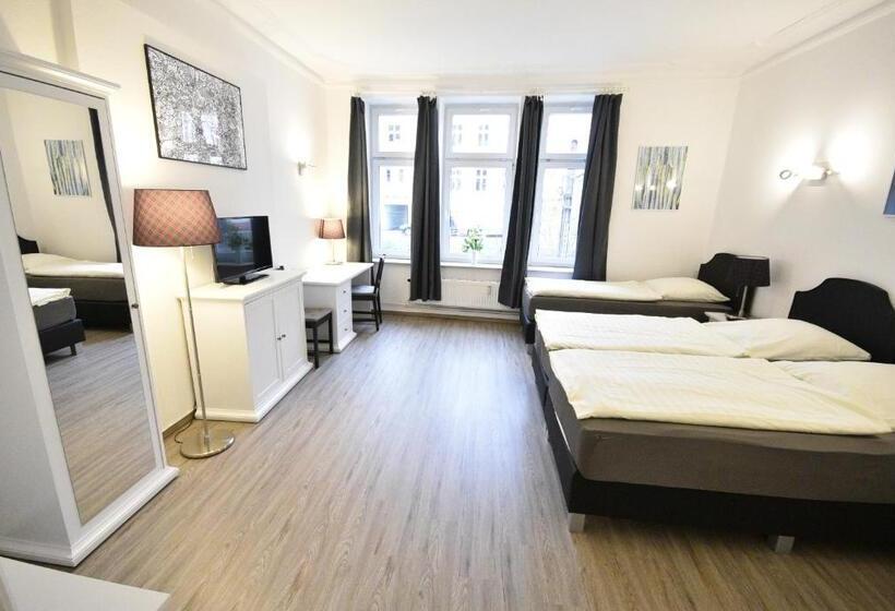 스탠다드 트리플 룸, Pension Am Schloss