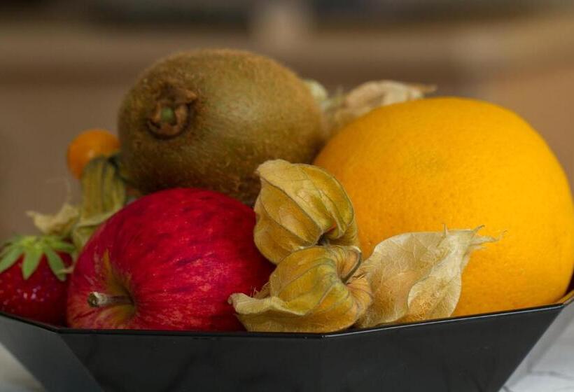 شقة غرفة واحدة, & Restaurant Lenzer Krug