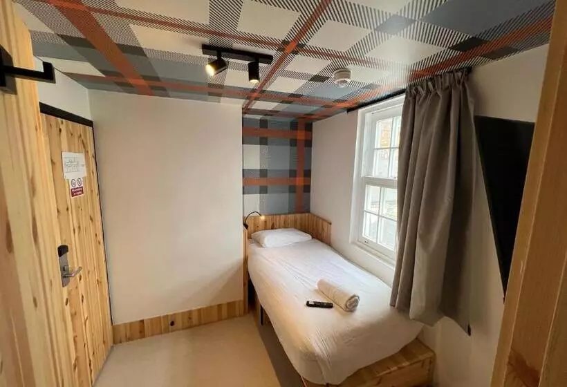 スタンダードシングルルーム, Easyhotel Paddington