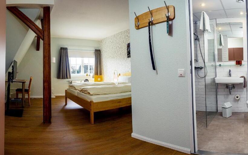 Номер Superior, Alter Kreisbahnhof