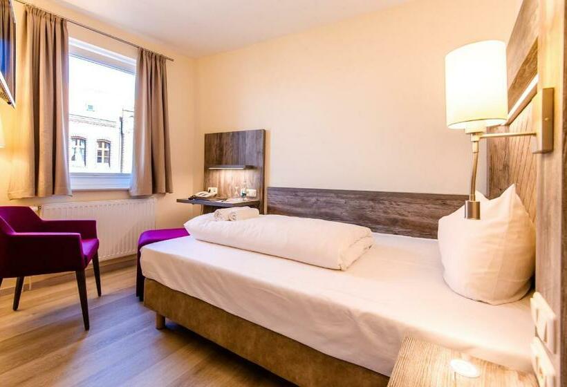 Номер Стандарт Индивидуальный, Am Alten Hafen