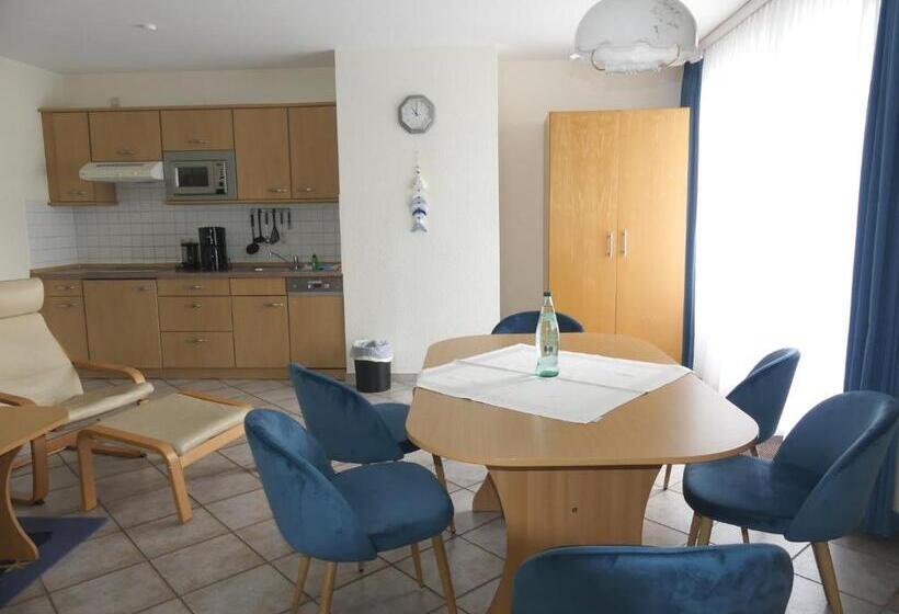 Апартаменты 1 Спальня с Балконом, Apartmenthaus Binzer Sterne