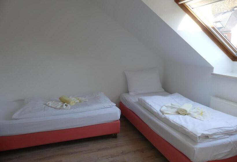 Апартаменты 1 Спальня с Балконом, Apartmenthaus Binzer Sterne