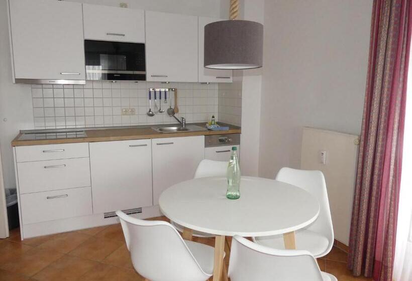 Апартаменты Комфорт 1 Спальня, Apartmenthaus Binzer Sterne