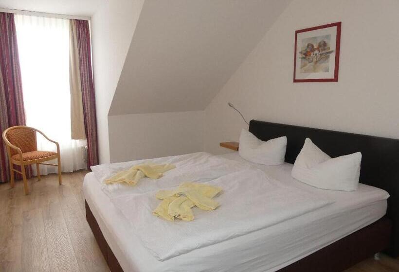 Апартаменты 2 Спальни с Балконом, Apartmenthaus Binzer Sterne