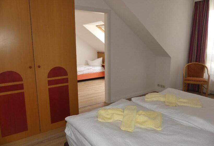 Апартаменты 2 Спальни с Балконом, Apartmenthaus Binzer Sterne