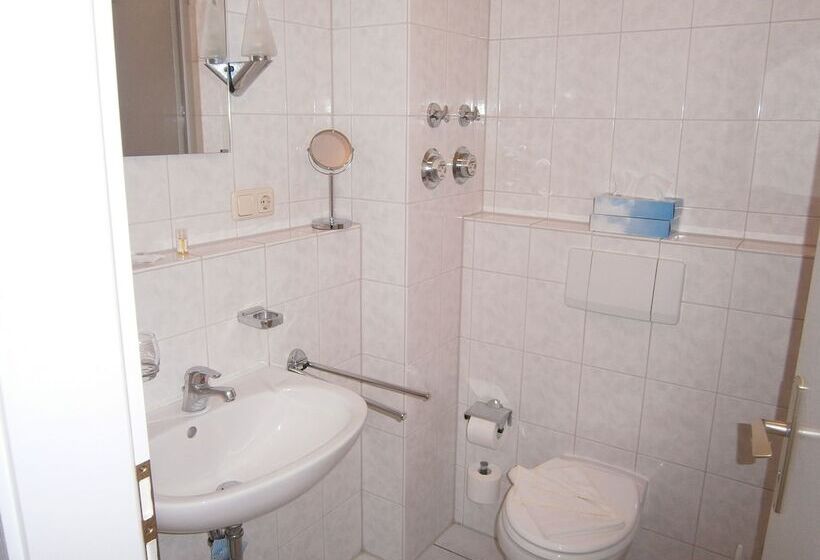 Апартаменты 1 Спальня с Балконом, Apartmenthaus Binzer Sterne