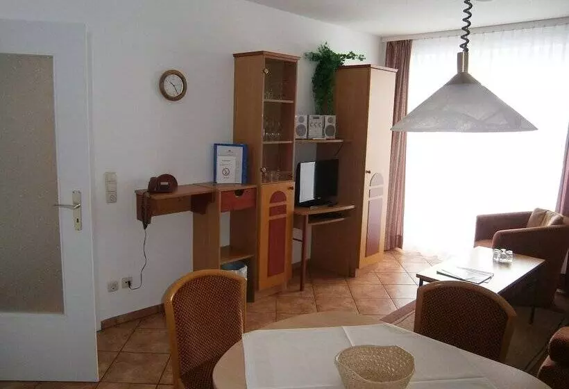 バルコニー付き１ベッドルームアパートメント, Apartmenthaus Binzer Sterne