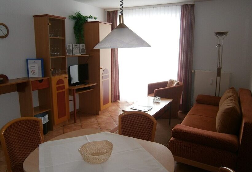 Апартаменты 1 Спальня с Балконом, Apartmenthaus Binzer Sterne