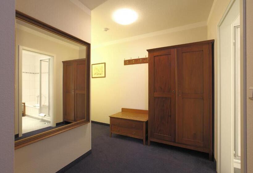 Полулюкс, Badehaus Goor