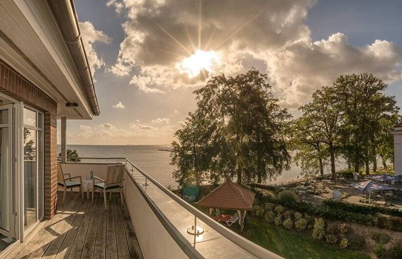 جناح, Badehaus Goor