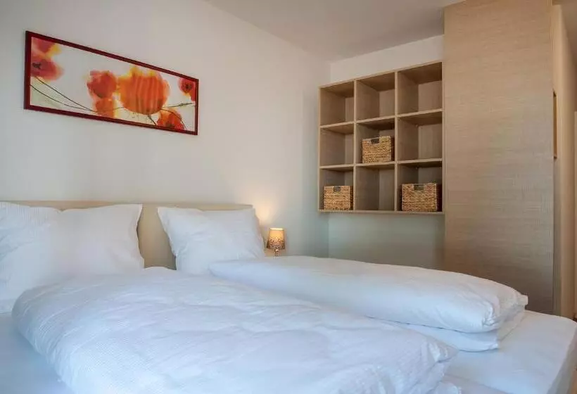Standard-huone, Elbblick