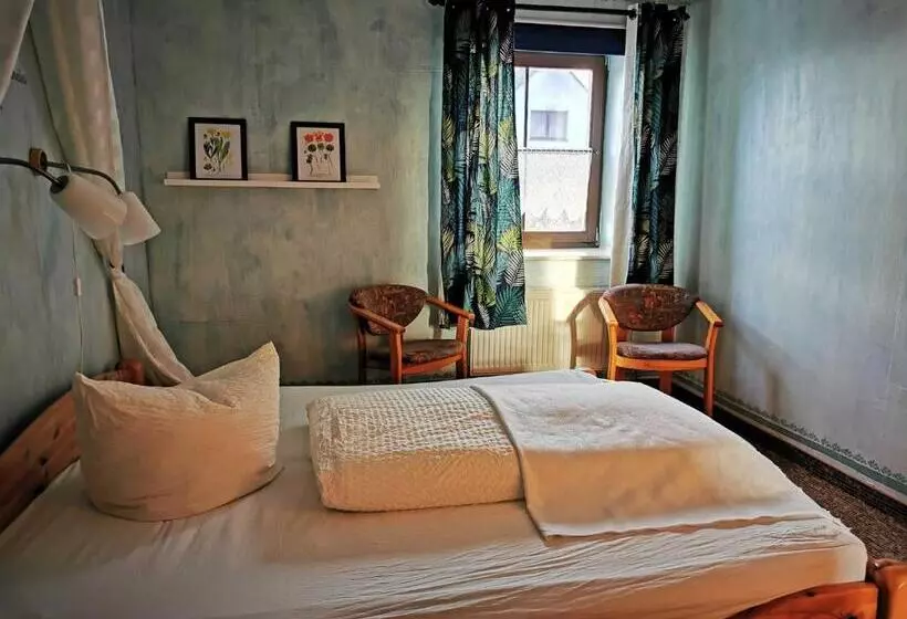 テラス付き１ベッドルームアパートメント, Familienfreundlicher Landurlaub Im Gutshaus