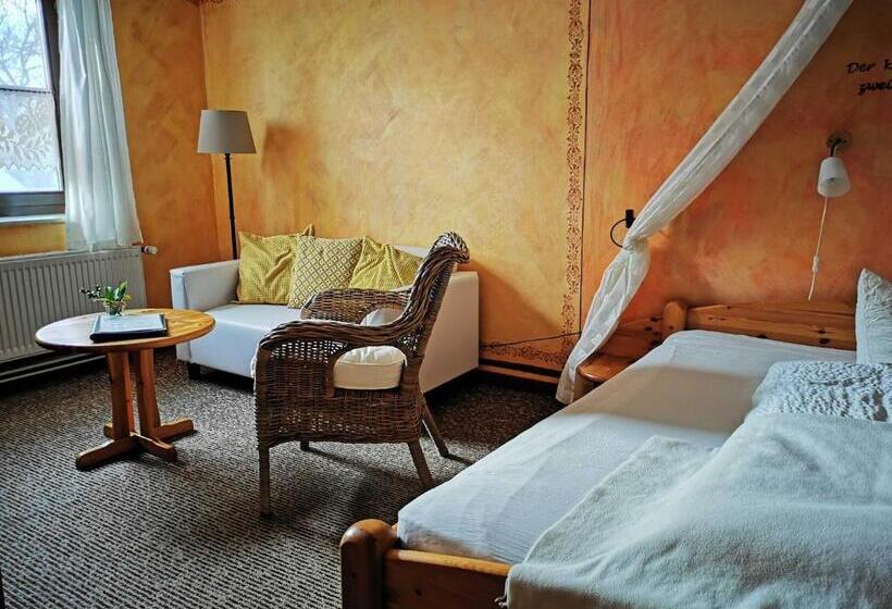 غرفة عائلية, Familienfreundlicher Landurlaub Im Gutshaus