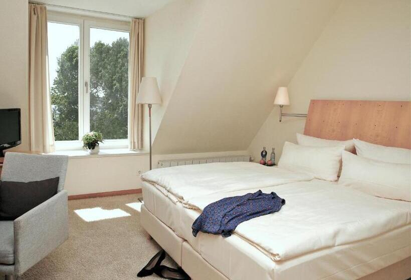 标准间, Kleines Meer