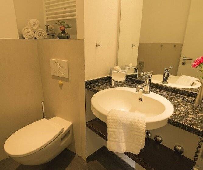 标准工作室, Kleines Meer