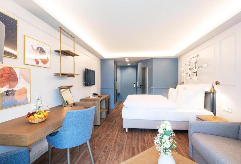 Comfort room with balcony, Seetelhotel Pommerscher Hof