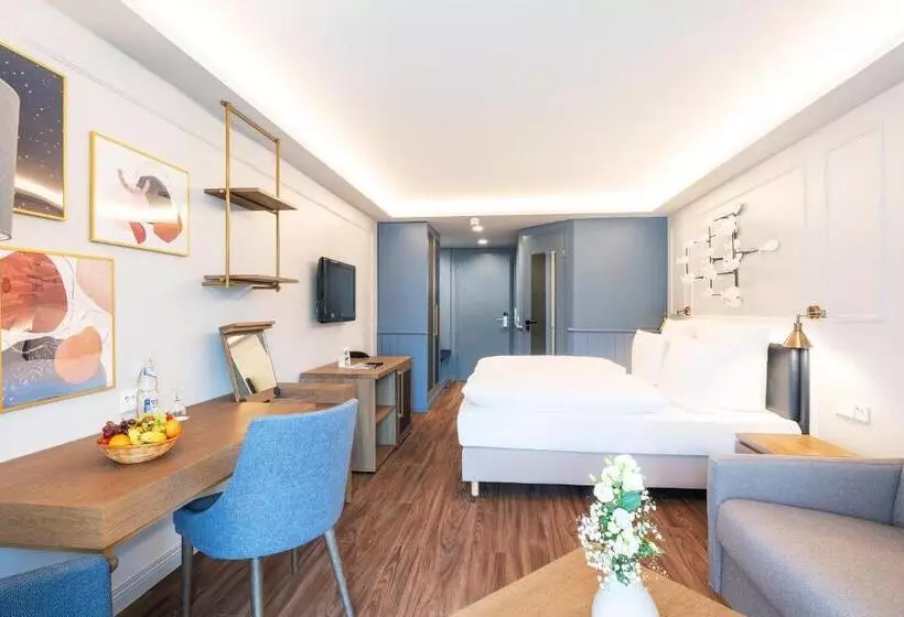 Comfort room with balcony, Seetelhotel Pommerscher Hof